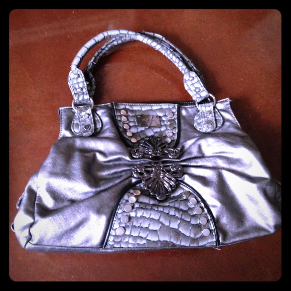 Cute purse!