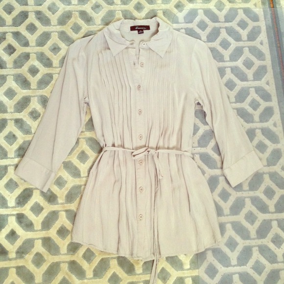 Forever 21 Tops - ✖️SOLD✖️ Taupe Button Up Tunic Blouse