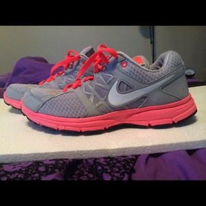 Nike Air Relentless 2