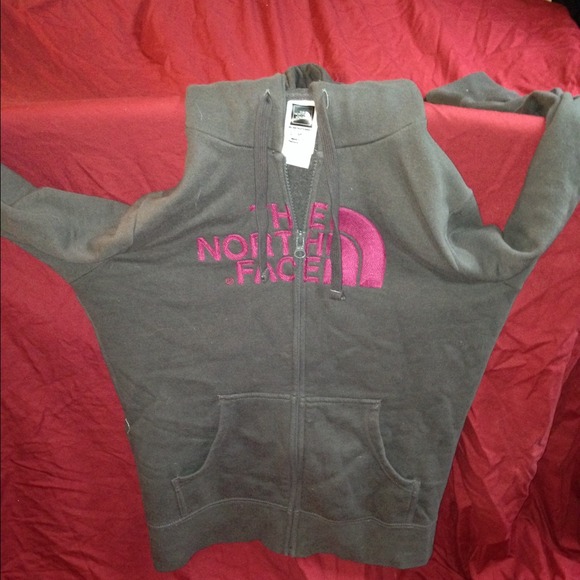 On hold/ Friday. The Northface zip sweatshirt.