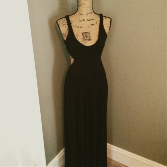 Dresses & Skirts - Dress