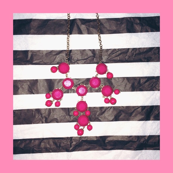 Hot pink bubble necklace!