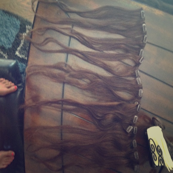 7-piece brown hair extensions