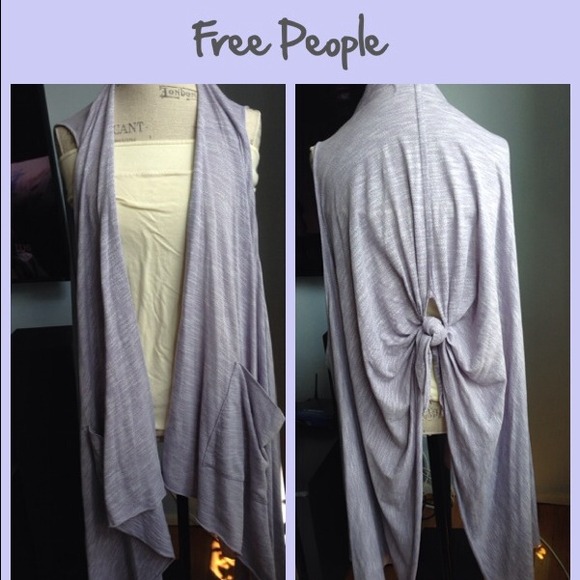 SOLD😊 NWOT- flowy cardi/cover up