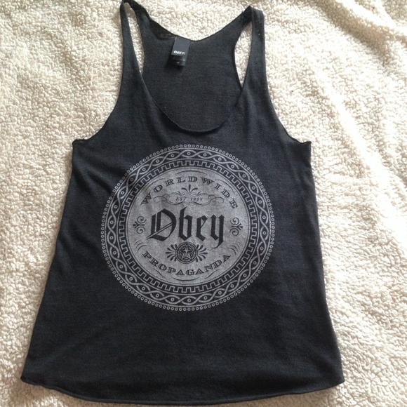 Obey tank