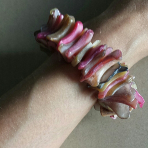 Natural seashell bracelet
