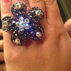 Big Flower Ring