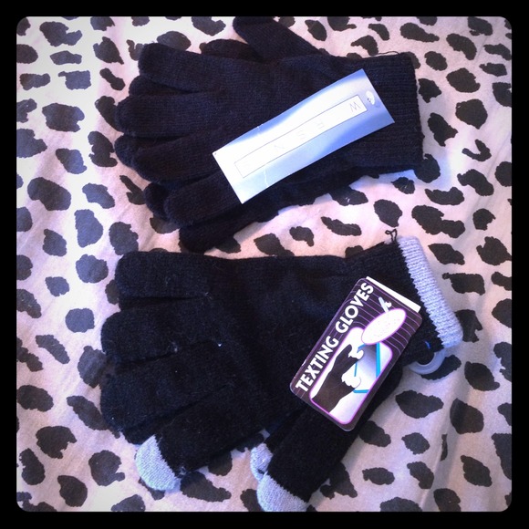 Texting Gloves & Regular Gloves - Picture 1 of 3