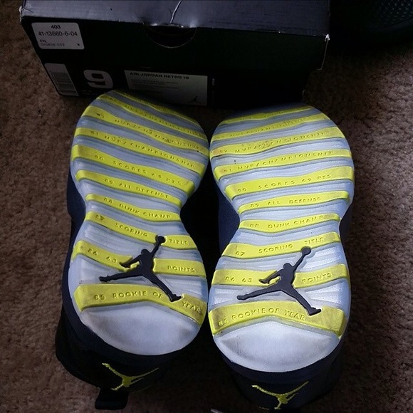 Air Jordan 10's (Venoms) - Picture 3 of 3