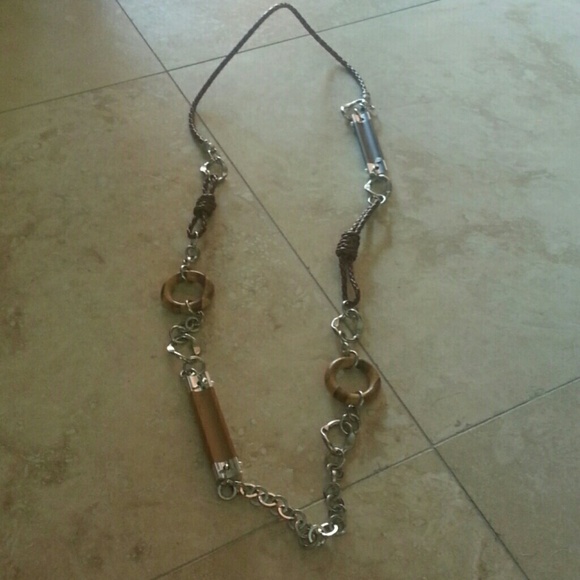Statement necklace