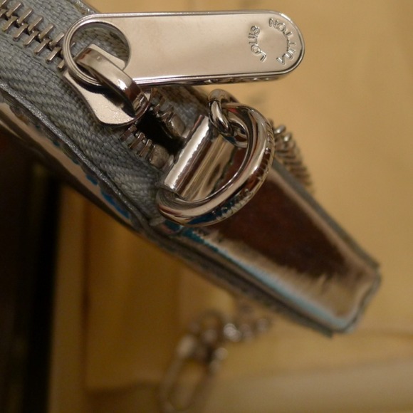 ‼️LOUIS VUITTON - Picture 2 of 8