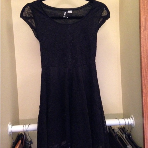Two dresses - Picture 3 of 3