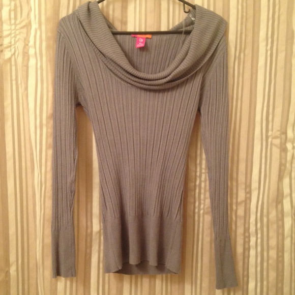 Catch My I Sweaters - Beautiful grey sweater
