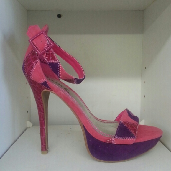 Platforms - Picture 1 of 1