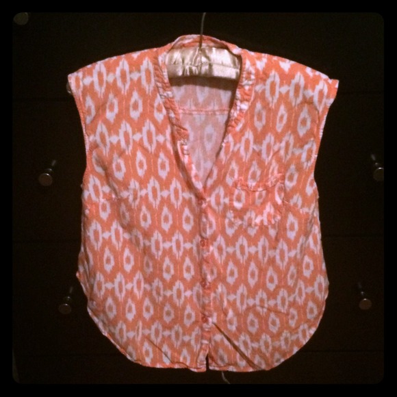 Orange/white sleeveless buttondown