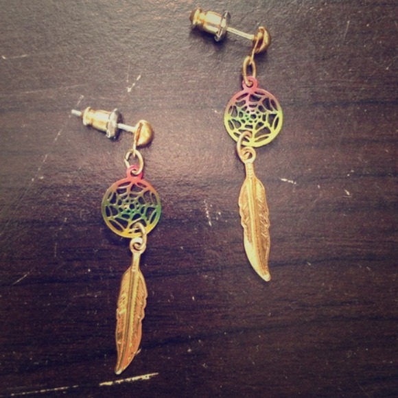 Vintage dream catcher/feather earrings