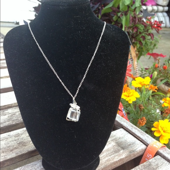 Gift Necklace❌SOLD❌ - Picture 2 of 3