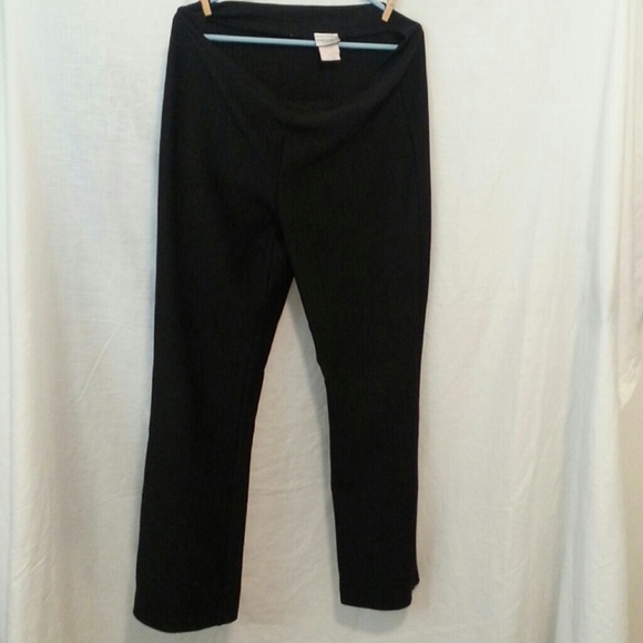 Black pull up pant.