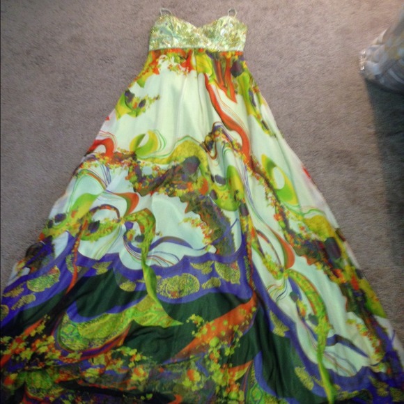 Prom dress