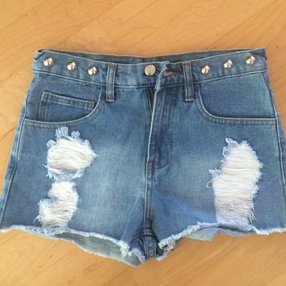 NWOT JEAN SHORTS
