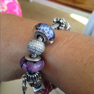 Pandora pave bead x2