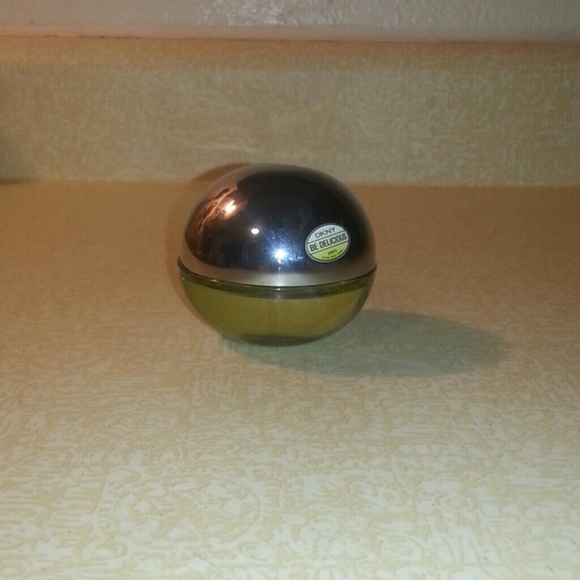 Dkny Be Delicious perfume brand new, no box.