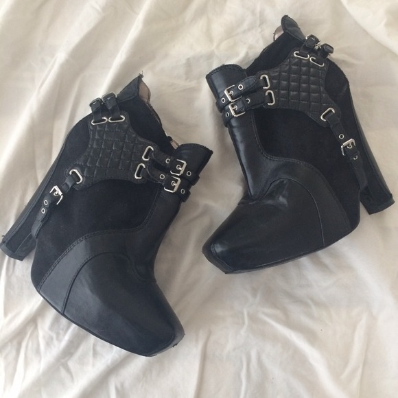 Sam Edelman Zoe Platforms