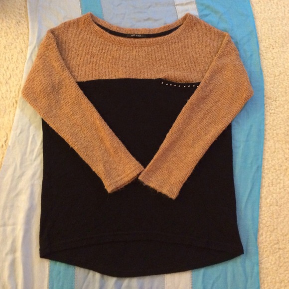 SALE! Color block sweater