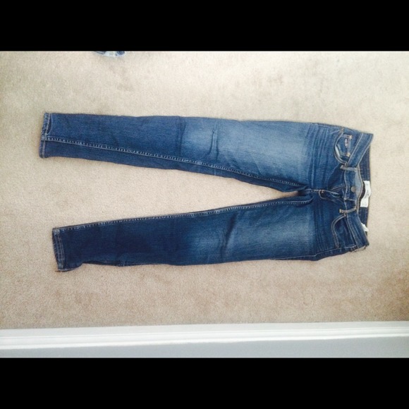 skinny jeans