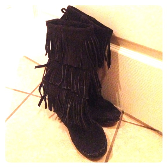 Black Minnetonka Fringe Boots