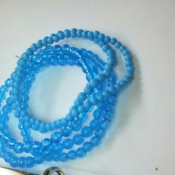 *Bundle* Blue ruffle top & 5 bracelets - Picture 2 of 4