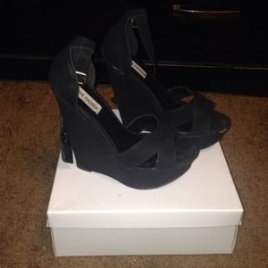 Steve Madden wedges