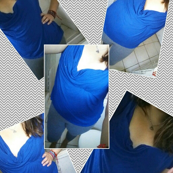 Blue top - Picture 4 of 4