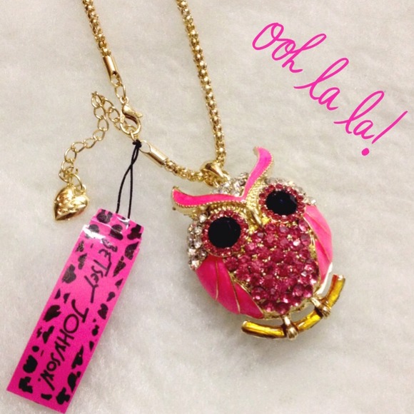 Betsey Johnson Jewelry - ‼️SALE‼️NWT Betsey Johnson PINK Crystal Owl
