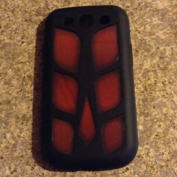 White Samsung Galaxy S 3 - Picture 3 of 3