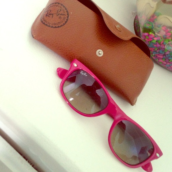 Ray-Ban Accessories - *EDITOR PICK* ✨😻 Authentic pink ray-bans