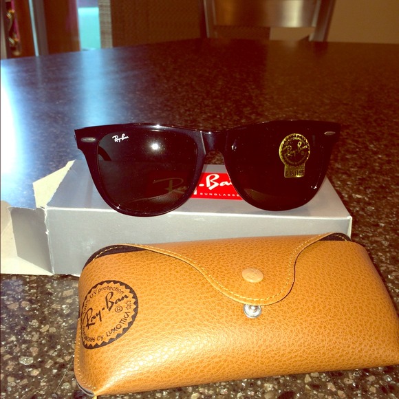 Ray Ban wayfarer sunglasses