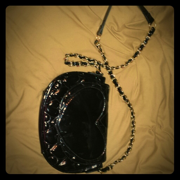 Betsey Johnson black heart purse