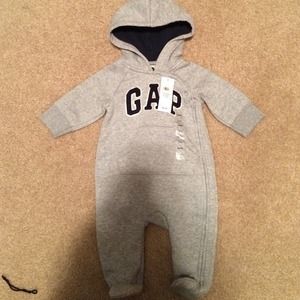Baby Gap 0-3 month old gray zip up outfit
