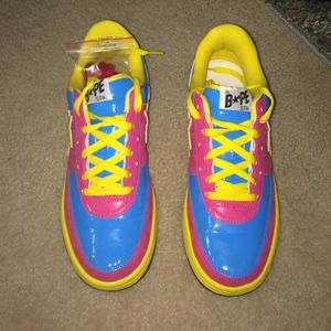 BATHING APE SNEAKERS