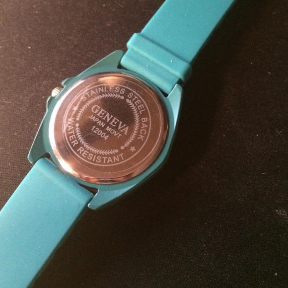 Watch - Picture 3 of 3