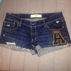 Abercrombie & Fitch size 10 shorts