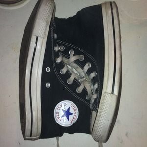 black highs top converse