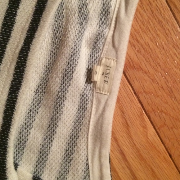 Sweatshirt - Picture 2 of 3