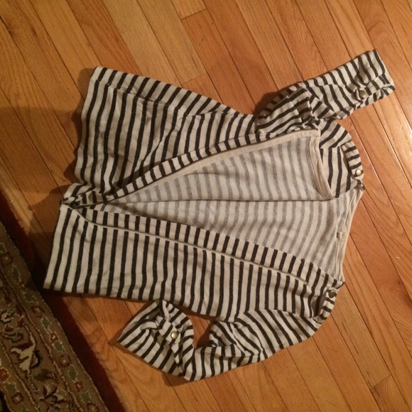 Sweatshirt - Picture 3 of 3