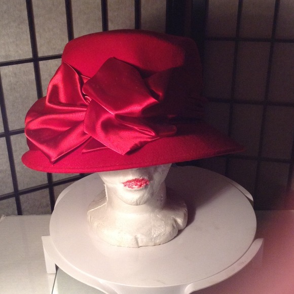 On hold for katelynaustin...Red hat