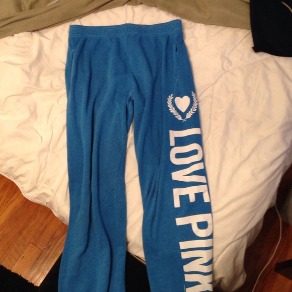 Victoria's Secret boyfriend sweats