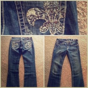 Miss Me rhinestone fleur de lis boot cut jeans
