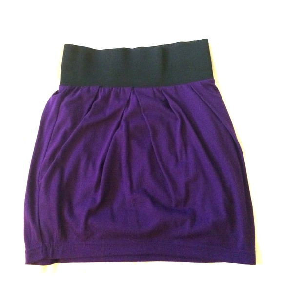 purple high waisted skirt