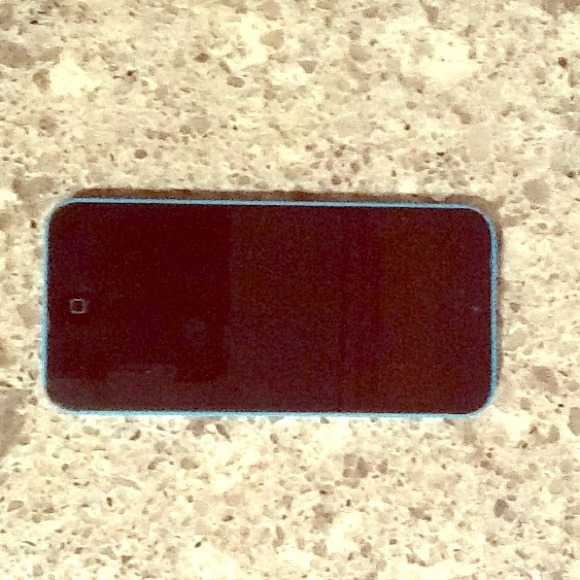 IPHONE 5C SPRINT 16 GB LIKE NEW!